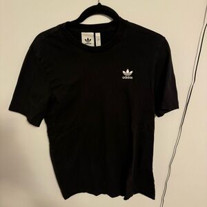 adidas Original’s Adicolor Trefoil Essentials Tee - Black GN3416